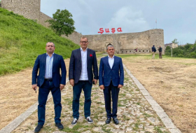  Vorsitzender des Slowakischen Nationalrates besucht Schuscha 