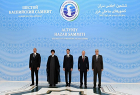   6. Gipfel der kaspischen Anrainerstaaten hat in Aschgabat begonnen  