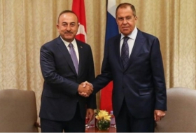   Türkischer Außenminister trifft sich mit seinem russischen Amtskollegen  