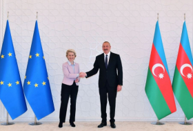   Präsident Ilham Aliyev, Präsidentin der Europäischen Kommission, geben Presseerklärungen ab –   VIDEO    