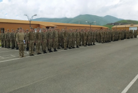   In der aserbaidschanischen Armee findet eine Schulung von Militärbeamten statt  