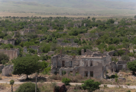   Überreste von Menschen, die bei Bauarbeiten in befreiten Gebieten Aserbaidschans gefunden wurden  