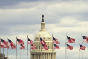   US-Senat verabschiedete ein 430-Milliarden-Dollar-Gesetz  