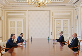  Präsident Aliyev empfängt Gesundheitsminister von der Türkei 