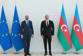  Treffen von Ilham Aliyev mit Charles Michel begann in Prag  - FOTO  