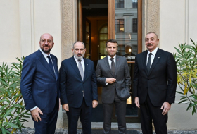  In Prag hat das Treffen der Staats- und Regierungschefs Aserbaidschans, Armeniens, Frankreichs und des EU-Rates begonnen - FOTOS
