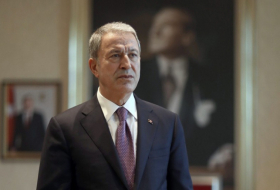   Verteidigungsminister der Türkei forderte Griechenland auf  