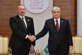   Ilham Aliyev gratulierte Kasim-Jomart Tokayev  