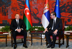   Offizielles Abendessen im Namen des Präsidenten von Serbien zu Ehren des Präsidenten von Aserbaidschan  