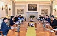  Zwischen Außenministerien von Aserbaidschan und Indien fanden politische Konsultationen statt 
