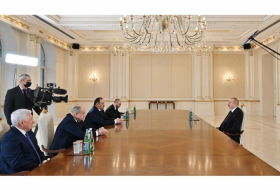  Präsident Ilham Alijew empfängt das Oberhaupt der Republik Dagestan  