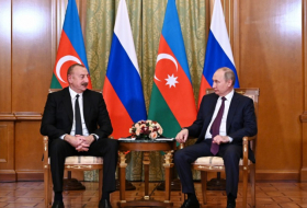  Putin telefoniert mit Ilham Aliyev 