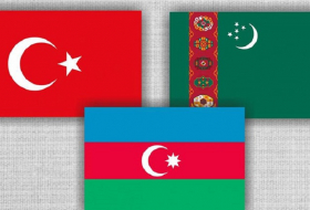   Trilaterales Treffen der Leader von Aserbaidschan, der Türkei und Turkmenistan beginnt in Turkmenbashi  