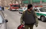   Bei einem bewaffneten Angriff auf die Botschaft von Aserbaidschan im Iran wurde   1 Person getötet und 1 Person verletzt    