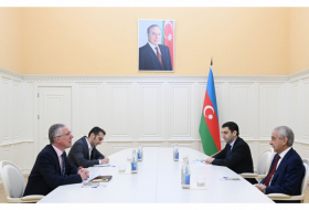   Stellvertretender Premierminister Aserbaidschans trifft sich mit dem britischen Botschafter  