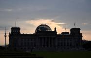   Bundestag Abgeordneten fordern auf die Zusammenarbeit mit dem Iran einzustellen  