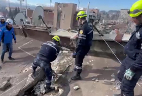   Aserbaidschanische Rettungskräfte retten 16 Menschen im Erdbebengebiet von der Türkei –   VIDEO    