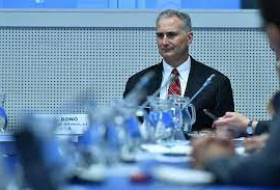     Louis Bono:   „Die USA unterstützen einen langfristigen Frieden zwischen Aserbaidschan und Armenien“  