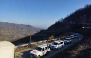  11 IKRK-Fahrzeuge fuhren ungehindert nach Latschin  