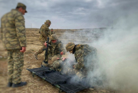   Großbritannien führte eine Ausbildung für die Soldaten der aserbaidschanischen Armee durch-   Fotos     