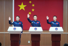   Drei chinesische Astronauten kehren zur Erde zurück  