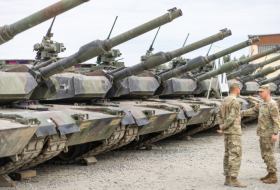   Vereinigten Staaten haben der Ukraine mehr als eine Milliarde Dollar an Militärhilfe bereitgestellt  