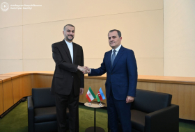  Außenminister Aserbaidschans und Irans trafen sich in New York  