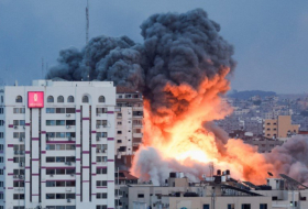  Durch den Angriff der Hamas in Israel ist die Zahl der Toten auf 700 gestiegen 