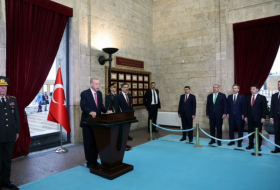     Erdogan:   „Keine Macht wird ein Hindernis für den Aufbau des Jahrhunderts der Türkei und das Erreichen unserer Ziele sein“  