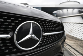   Mercedes-Benz ruft 250.000 Autos zurück  