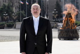     Präsident Aliyev:   Es ist das vierte Mal, dass ich in den befreiten Gebieten von Karabach ein Feiertagsfeuer entzünde  
