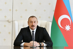   Präsident Aserbaidschans gratulierte seinem pakistanischen Amtskollegen  