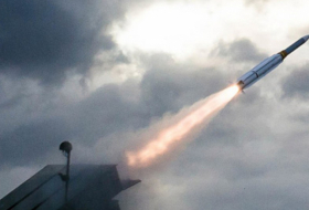  Israel hat eine Rakete auf iranische Anlage abgefeuert 