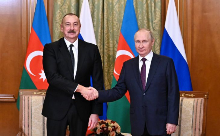   Präsident Aliyev trifft sich mit seinem russischen Amtskollegen  