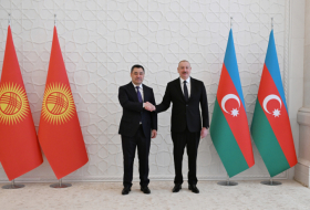  Aserbaidschanischer Präsident lädt seinen kirgisischen Amtskollegen zur COP29 ein 