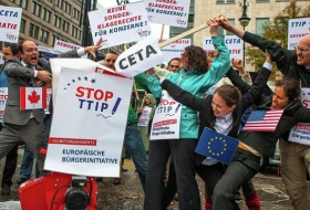 Karlsruhe: Deutsche klagen massenweise gegen CETA 