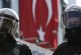 Türkei: Jugendlicher Amokschütze erschießt Polizisten und sich selbst - VIDEO