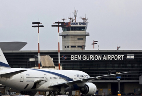 Als Putze getarnt:  Israelischer Reporter schmuggelte „Bomben“ in Flugzeuge