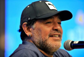 Maradona nach Magen-Bypass-OP laut Arzt wohlauf
