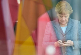 Kein Wort von der Kanzlerin: Während Deutschland bangt, bleibt Merkel stumm