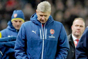 Arsenals Wenger will Trainer bleiben: „Hier oder irgendwo anders“