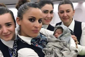 Air-Baby: Turkish Airlines-Crew hilft Kadiju auf die Welt