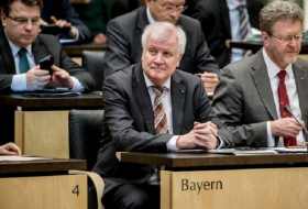 Bayern schickt Hunderte Flüchtlinge nach Österreich zurück