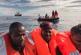 Bundesentwicklungsminister: 2017 bis zu 400.000 Flüchtlinge aus Afrika in Italien erwartet