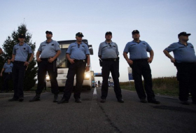 Ungarn entwaffnet kroatische Polizisten