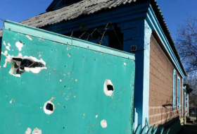 Ukrainische Konfliktparteien berichten von Verletzungen des Waffenstillstands im Donbass