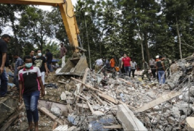 Behörden bitten nach Erdbeben um medizinische Hilfe
