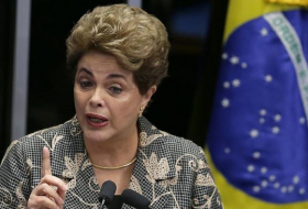 Dilma Rousseff kämpft um Würde und Amt