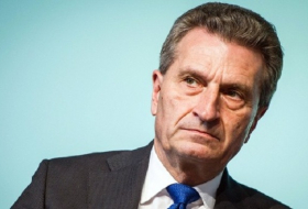 Oettinger entschuldigt sich für abfällige Äußerungen über Chinesen-VIDEO