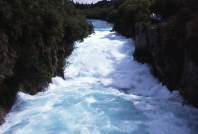 Neuseeland: Huka-Wasserfälle mit Bodyboard bezwungen-VIDEO